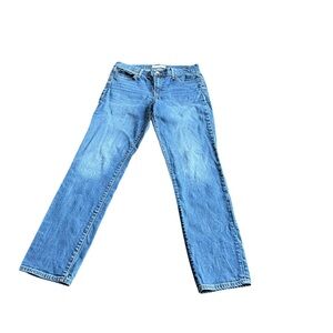 Gap Real Straight Women's Blue Jean, 31R
